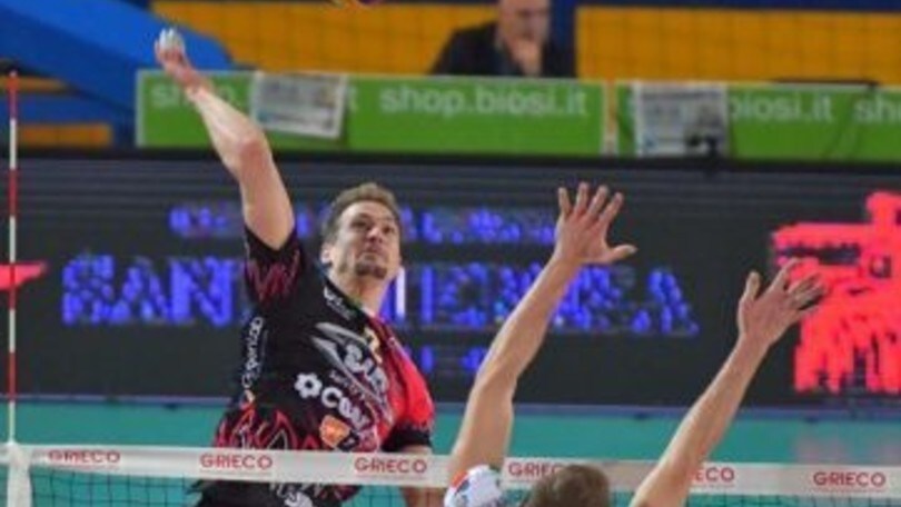Volley: Superlega, la Lube regala a Perugia il primato solitario