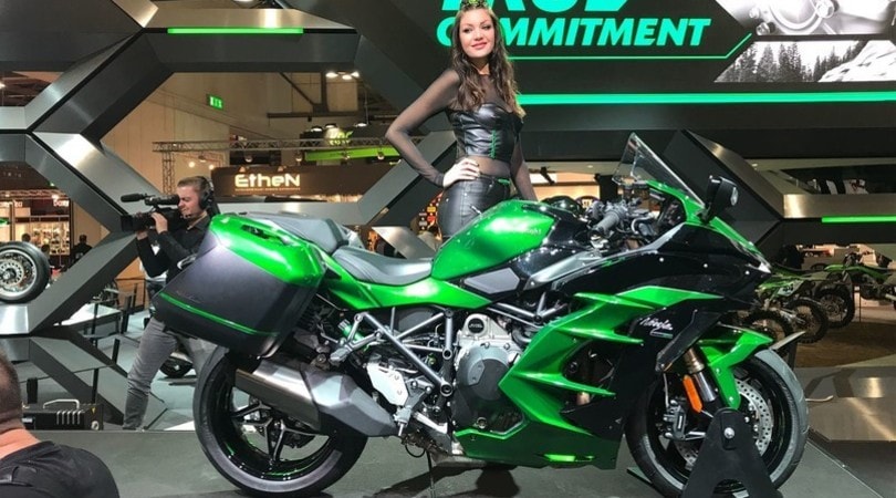 EICMA, Kawasaki H2 SX: sportiva da viaggio
