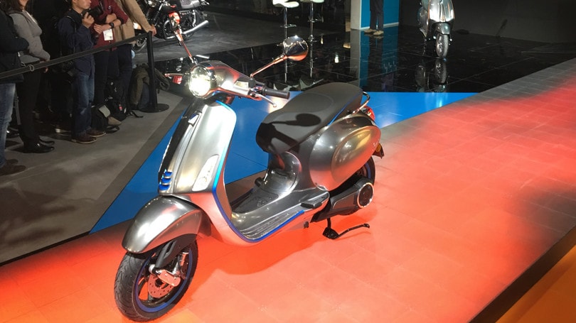 EICMA, Vespa Elettrica: un nuovo inizio