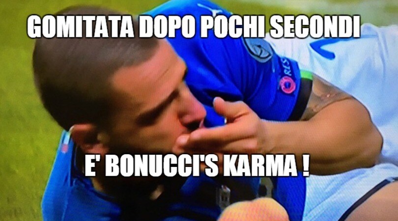 Gomitata a Bonucci, i social scatenati: «E' un tributo degli svedesi»
