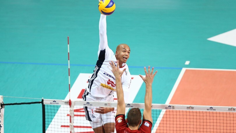 Volley: Superlega, nell'anticipo Milano torna al successo