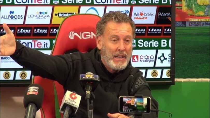 Pochesci show: "Gli italiani in campo non menano più come prima"