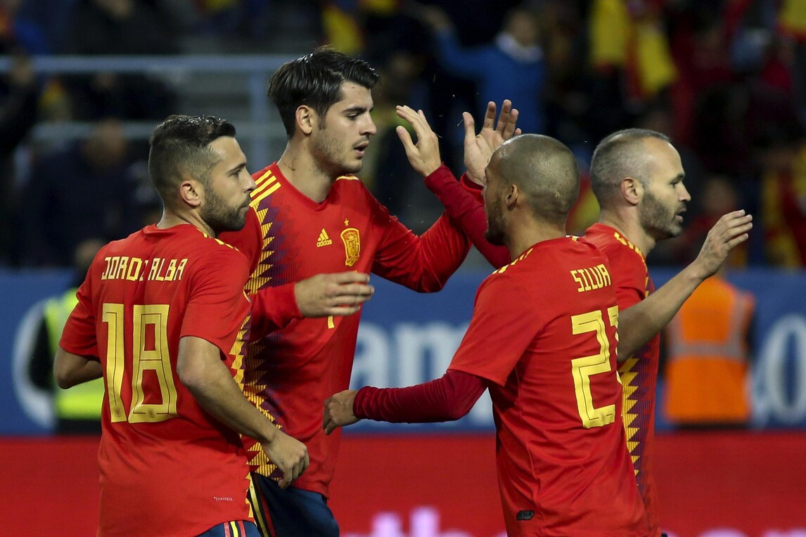 Spagna-Costa Rica 5-0: debutto per Luis Alberto