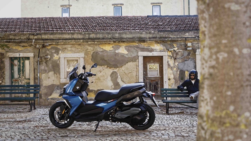 BMW C400X: lo scooter che mancava