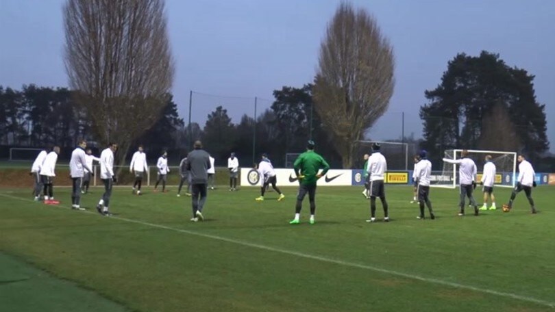 L'Inter torna al lavoro ad Appiano: Icardi arriva con l'elicottero