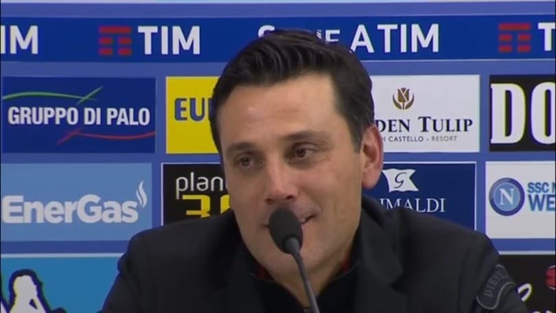 Montella: "Il Napoli puo' giocarsela con la Juve"