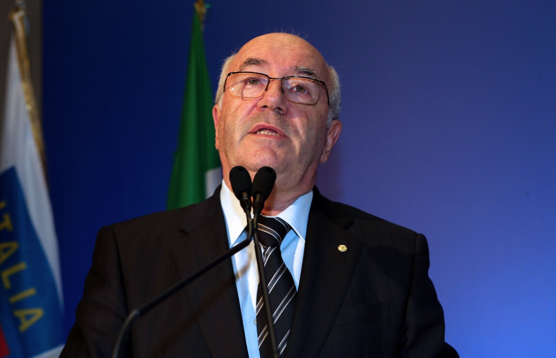 Montemurro si smarca da Tavecchio: «In una grande azienda ci sarebbe stata la rivoluzione»