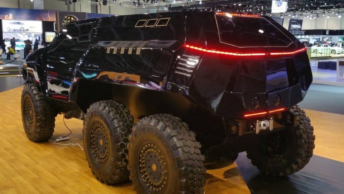 Sei ruote e 700 cv: ecco il super Suv Devel Sixty