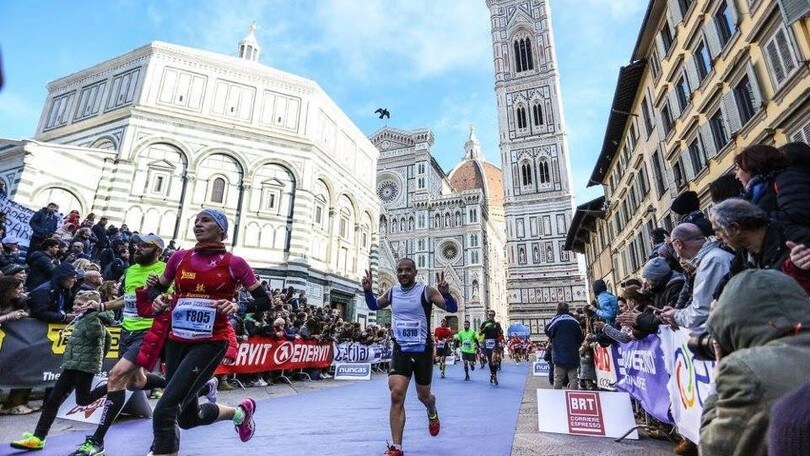 Maratona di Firenze sempre più grande. E c'è Alex Zanardi
