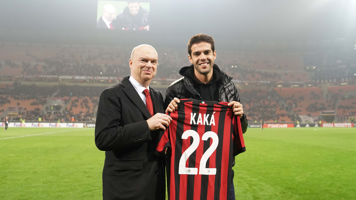 Milan, San Siro omaggia Kaká
