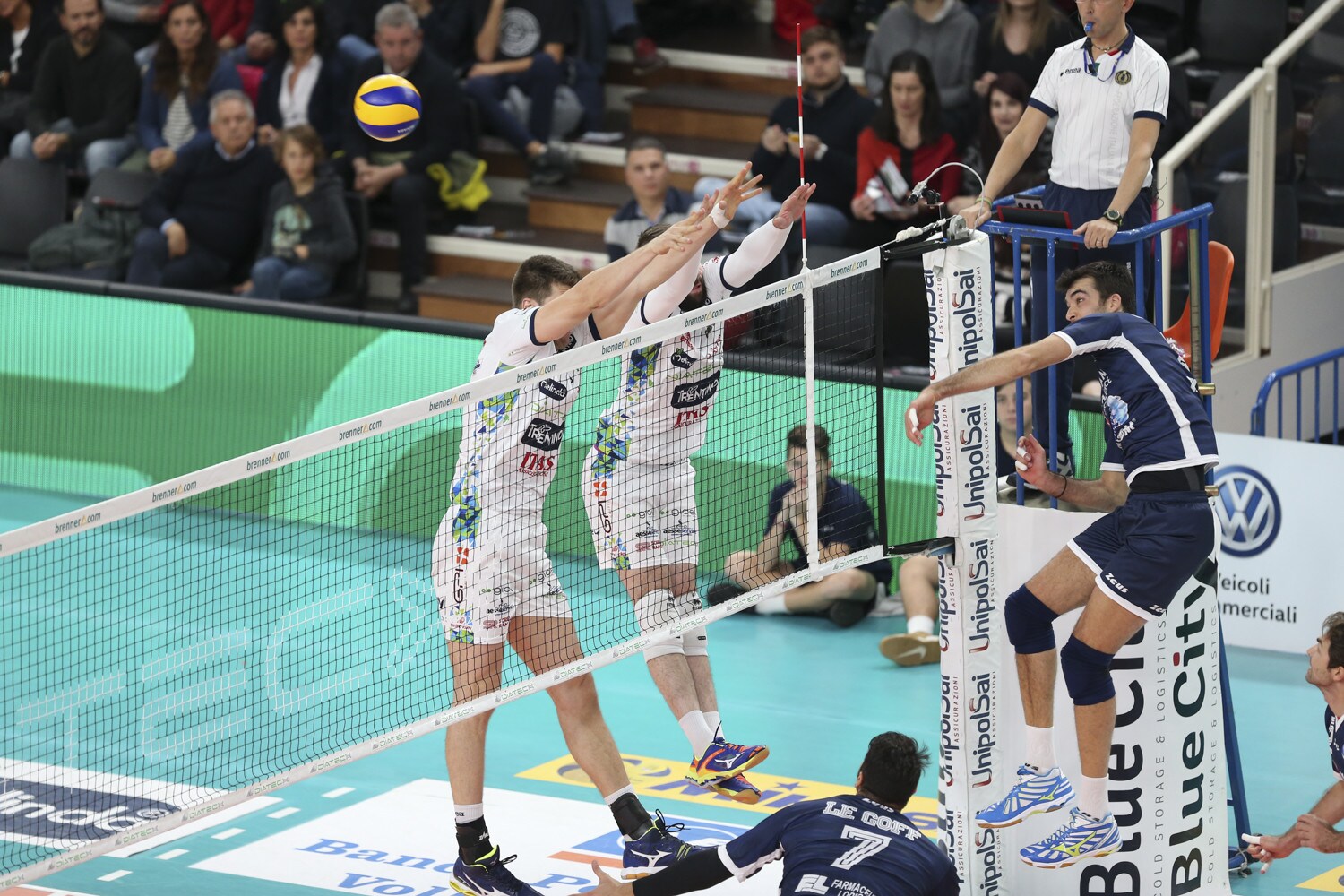 Volley: Superlega, Trento supera Latina al tie break