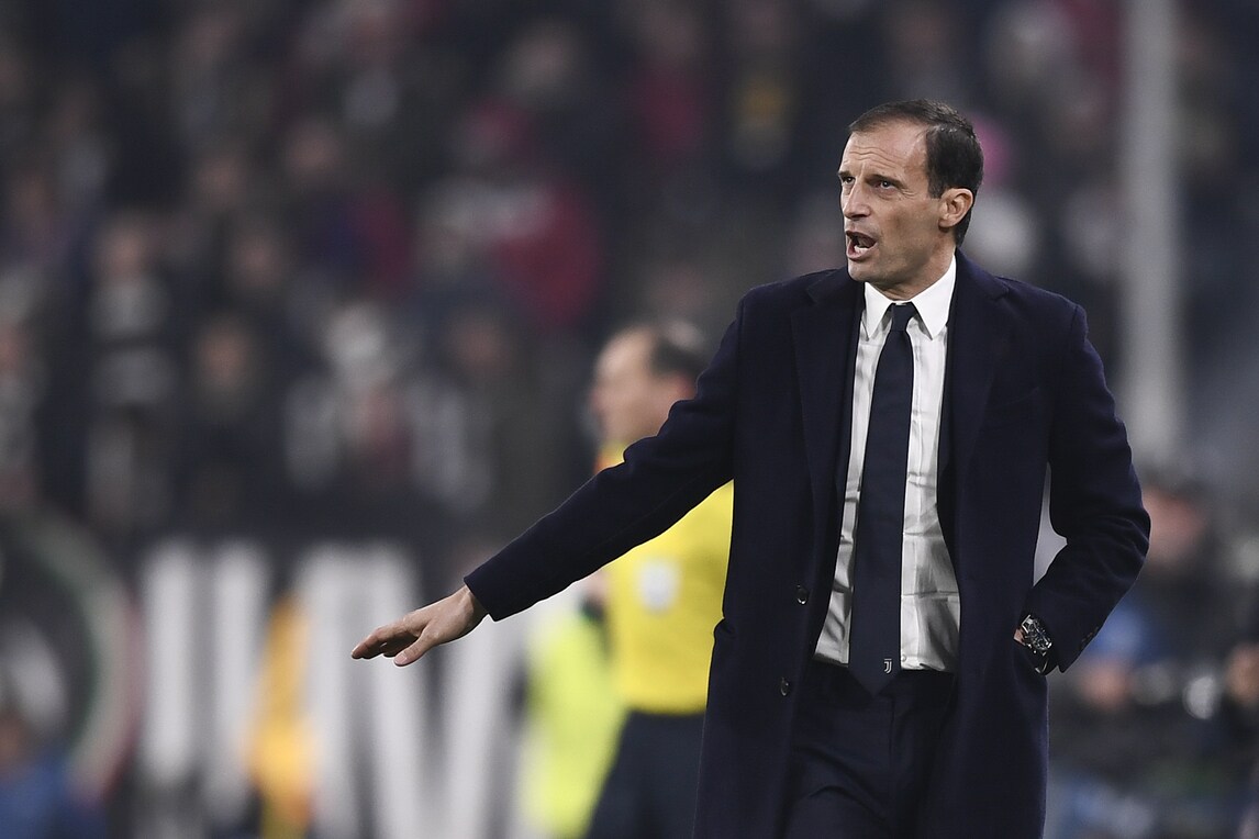 Tutte le facce della Juventus: Allegri cambia di continuo
