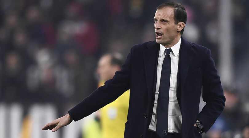Tutte le facce della Juventus: Allegri cambia di continuo