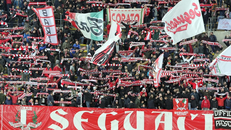 Serie B Bari-Foggia, formazioni ufficiali e tempo reale alle 12.30. Dove vederla in tv