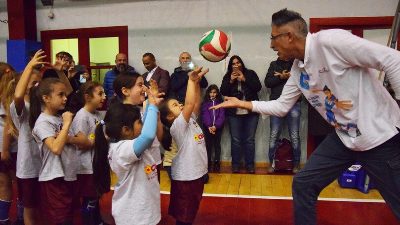 Volley:  che entusiasmo a Monterotondo con "Lucky" Lucchetta