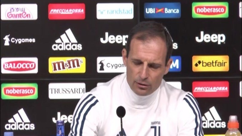 Allegri: "Lite spogliatoio? Speravo si fossero picchiati..."