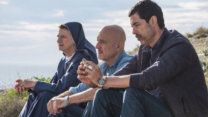 Non c’è più religione, il film con Claudio Bisio su Tim Vision