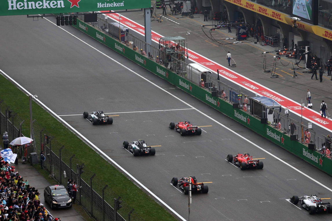 F1, nuove regole e penalità per il cambio delle power unit