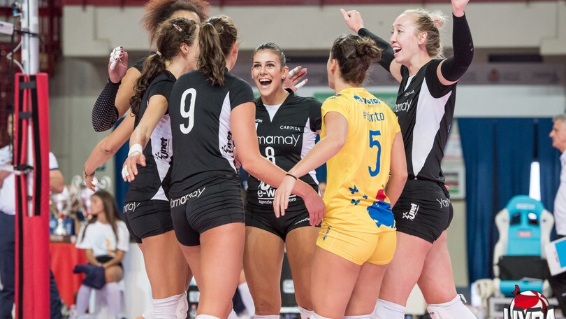 Volley: A1 Femminile, Busto al tie break contro Casalmaggiore