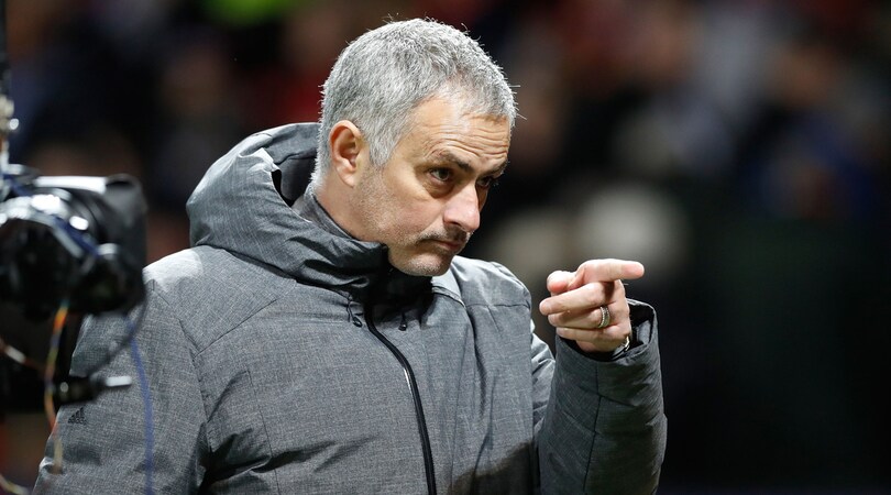 Mourinho: «I giocatori del Manchester City cadono al primo soffio di vento»