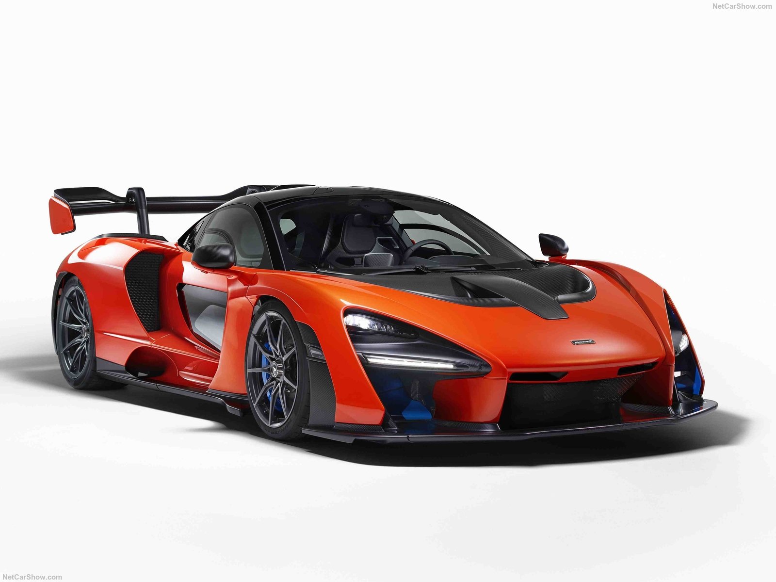McLaren Senna, omaggio alla leggenda da 800 cv