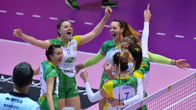 Volley: A2 Femminile, il Club Italia cede al tie break alla Zambelli