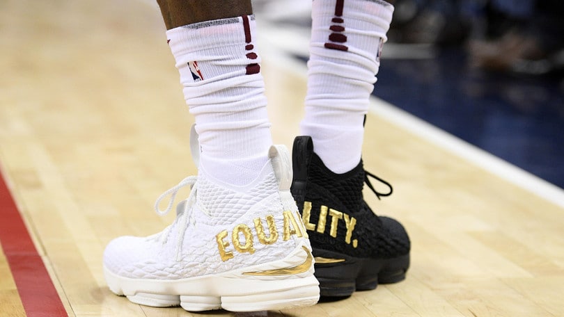 Lebron, vittoria a Washington e messaggio a Trump