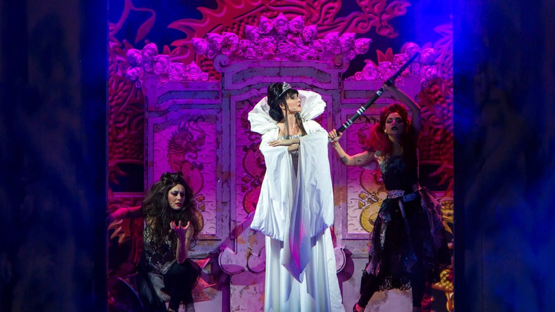 Lorella Cuccarini è La Regina di Ghiaccio