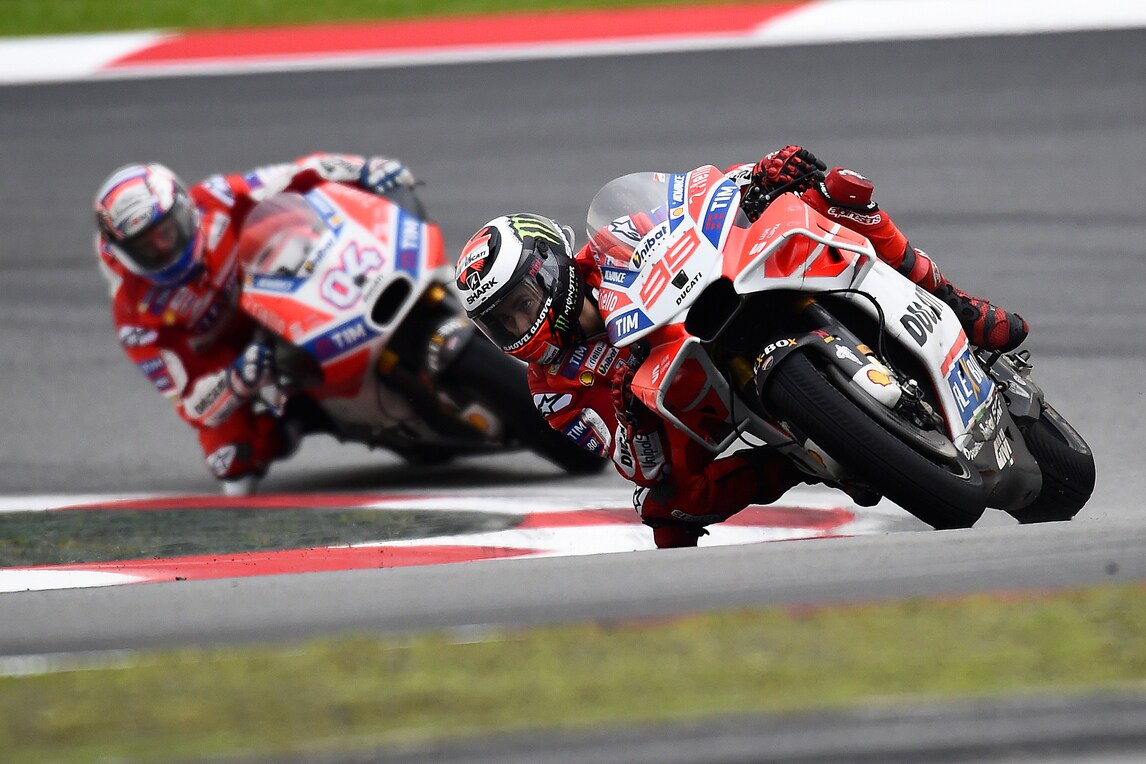 MotoGp, Lorenzo: «L’anno prossimo mi gioco il titolo con Dovi»
