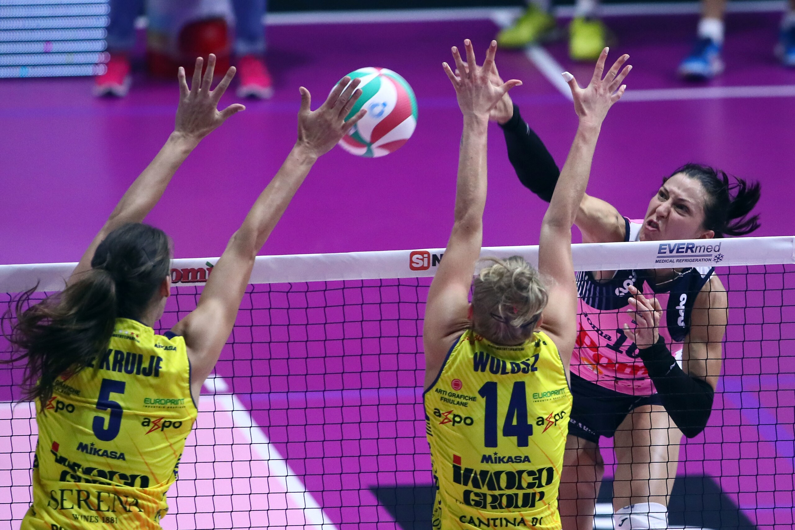 Volley: A1 Femminile, Imoco-Pomì, Unet E-Work-Igor aprono il ritorno