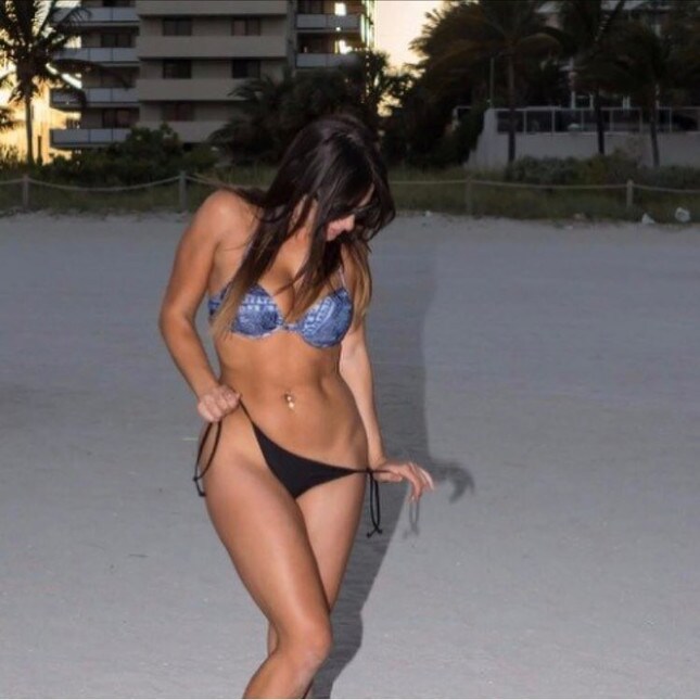 La modella italiana che tifa Milan fa impazzire i fan su Instagram