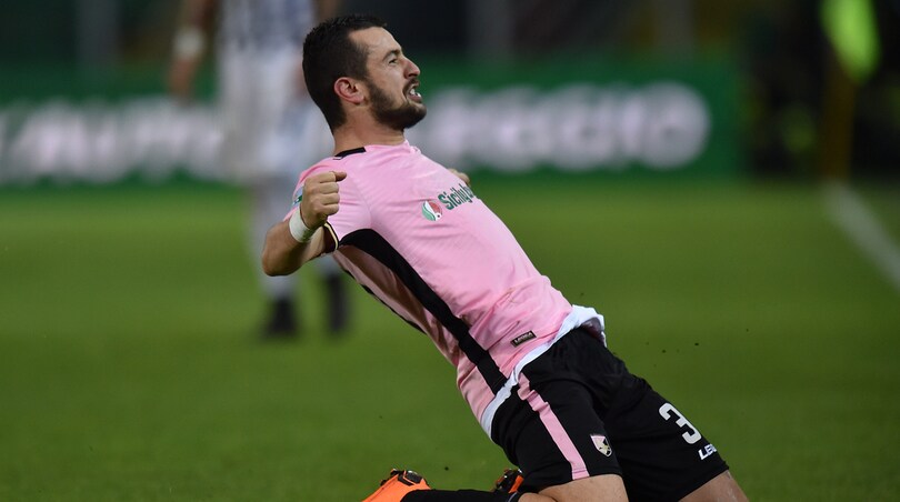Serie B Palermo, per Nestorovski lesione di secondo grado