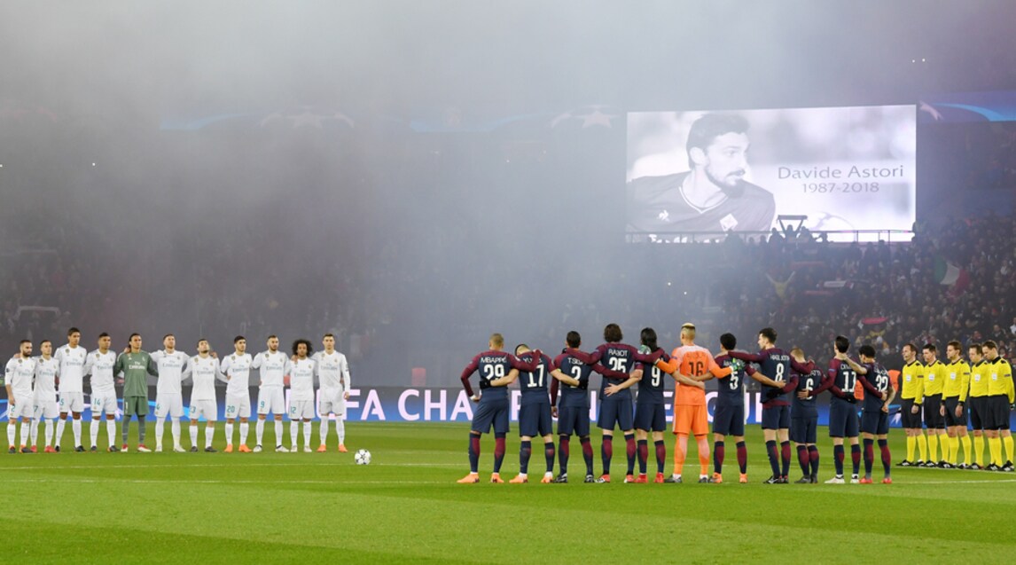 Parigi e Liverpool: il calcio europeo ricorda Davide Astori