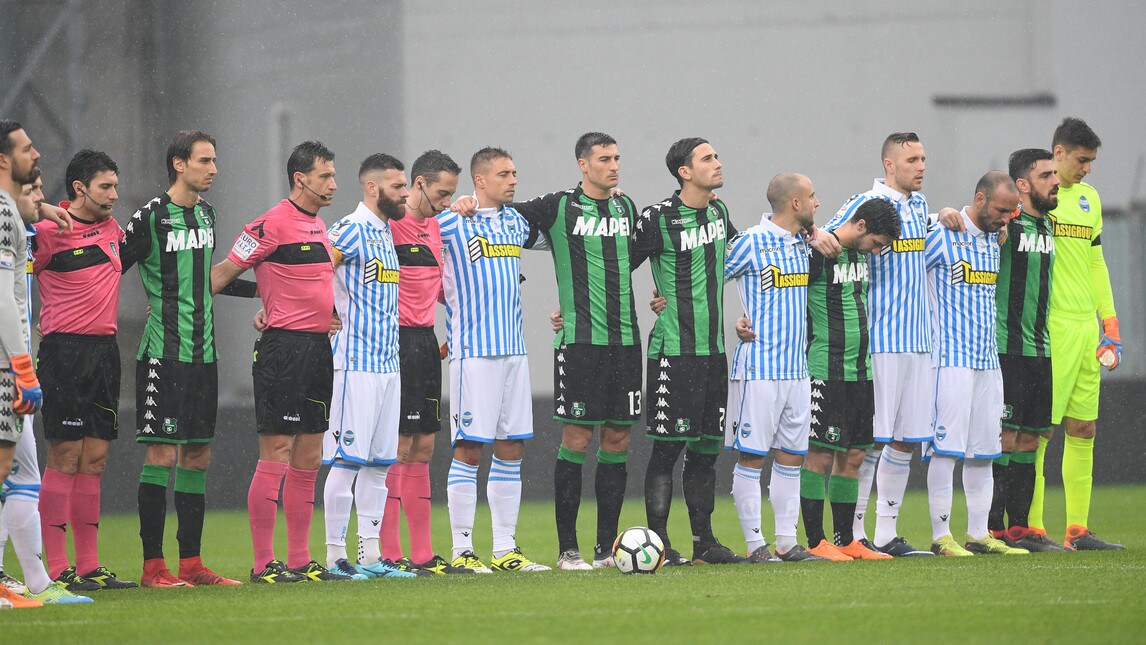 La serie A ha ricordato il capitano della Fiorentina scomparso