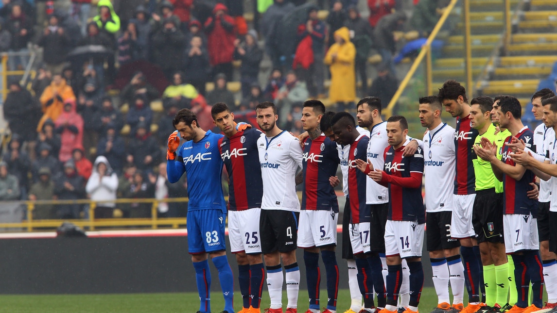 La serie A ha ricordato il capitano della Fiorentina scomparso