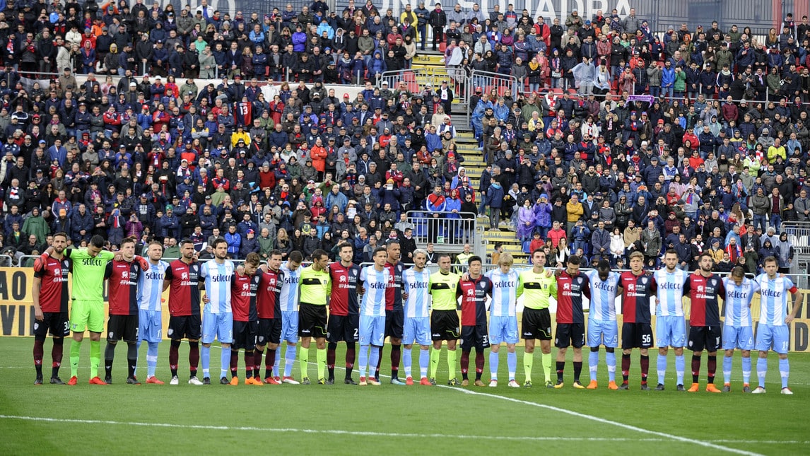 La serie A ha ricordato il capitano della Fiorentina scomparso