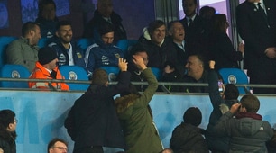 Argentina-Italia, tifosi in delirio per Messi in tribuna all'Etihad