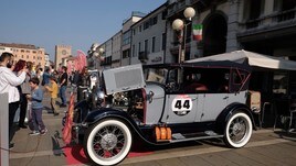 Historic Car Venice: auto d’epoca tra la terraferma e Venezia