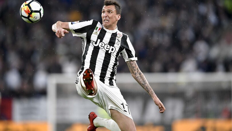Serie A Juventus, i convocati. Mandzukic fuori, torna Bernardeschi