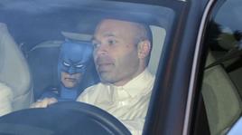 Barcellona, Iniesta porta alla cena di squadra... Batman 