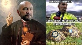 Il Crotone ferma la Lazio e i tifosi dell'Inter "santificano" Zenga sul web