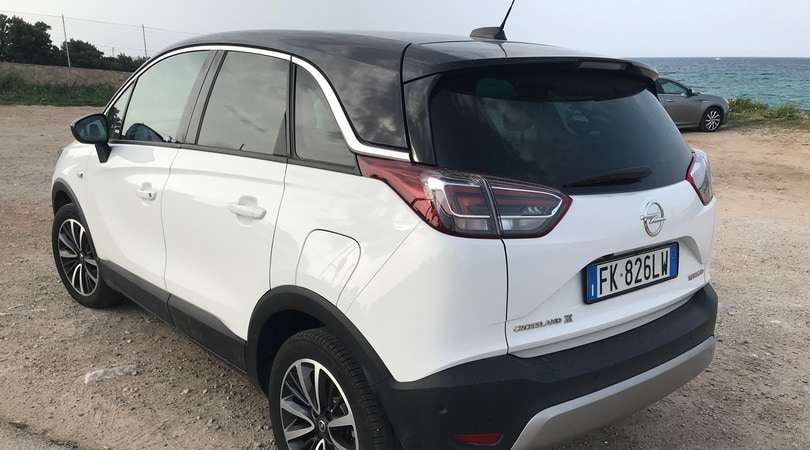 Test comparato Kia Stonic - Opel Crossland X