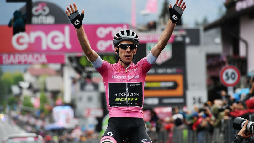 Giro d'Italia: la quota di Yates crolla a 1,40