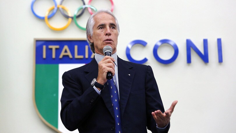 Malagò: «Massimo 1.090 possibili nuovi tesseramenti non europei»