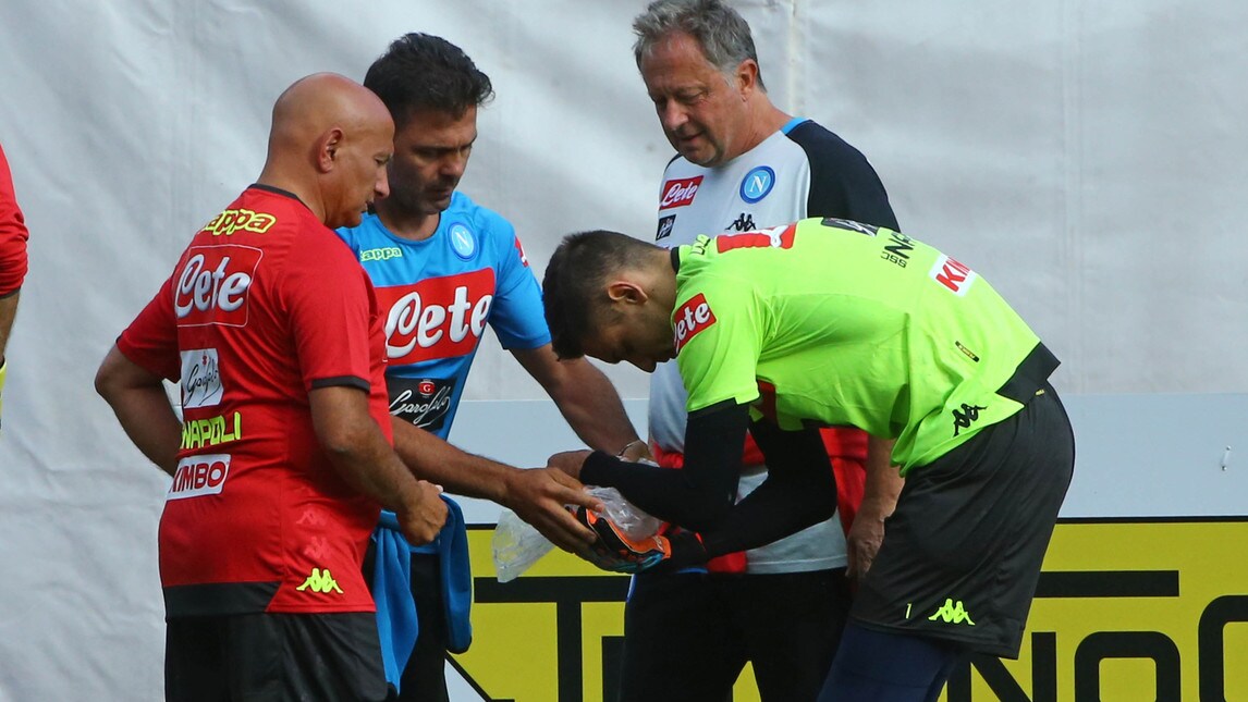 Napoli, frattura all'ulna in allenamento per Meret