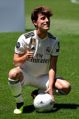 Maglia Home Real Madrid Odriozola Maglia Home Real Madrid Odriozola