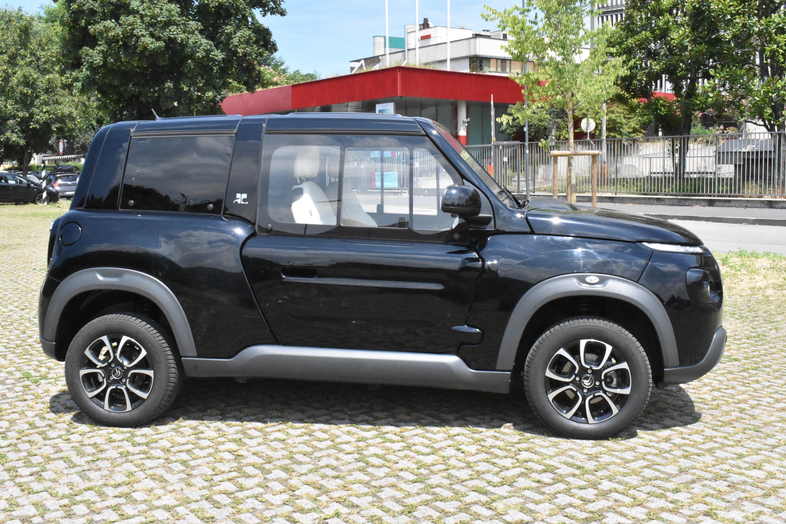 Test comparativo Citroën E-Mehari Hard Top e Renault Zoe Intens R110
