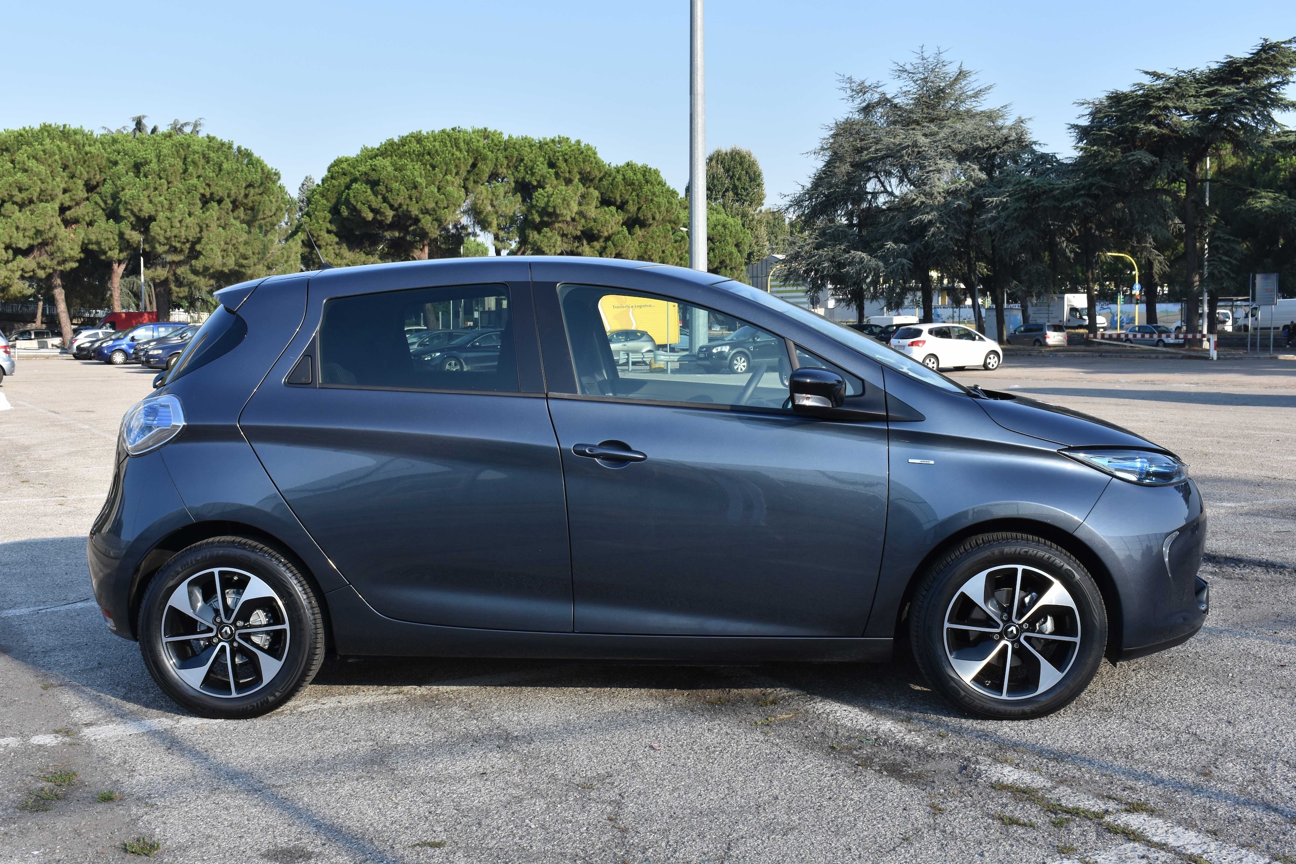Test comparativo Citroën E-Mehari Hard Top e Renault Zoe Intens R110