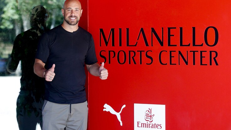 Maglia Home AC Milan PEPE REINA Maglia Home AC Milan PEPE REINA