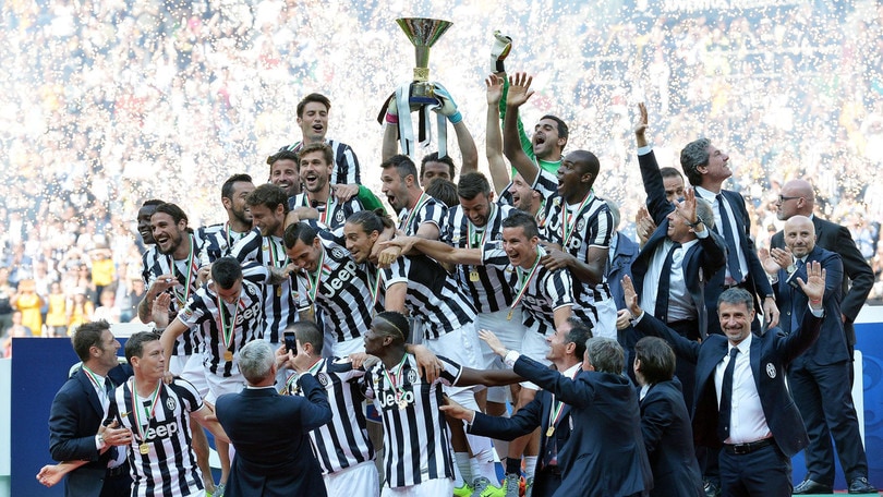 Calendario Serie A, il Napoli comincia in trasferta Calendario Serie A, il Napoli comincia in trasferta